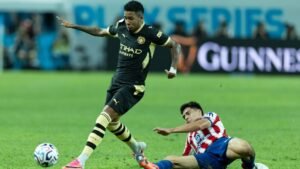 Tottenham Hotspur mantém foco na contratação de Savinho