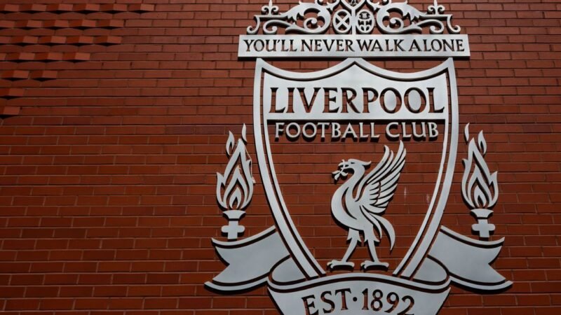 Liverpool fecha acordo para venda de 30% do clube para consórcio