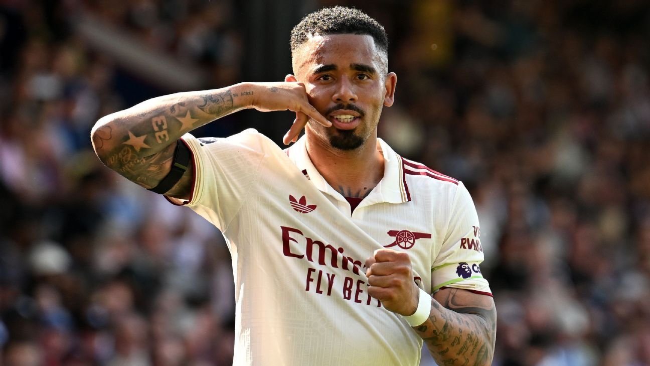 Decisão do Barcelona por Gabriel Jesus: Análise do Braço Direito de Deco