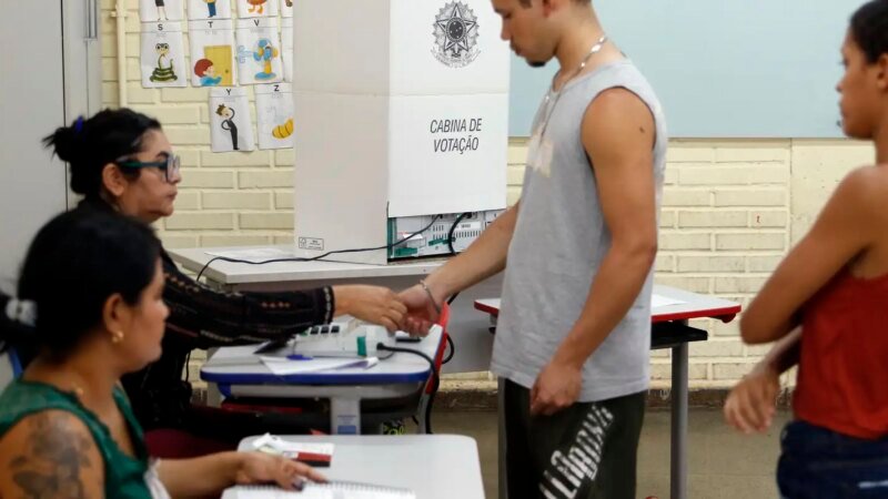 Impactos do Envelhecimento Populacional no Eleitorado Jovem Brasileiro