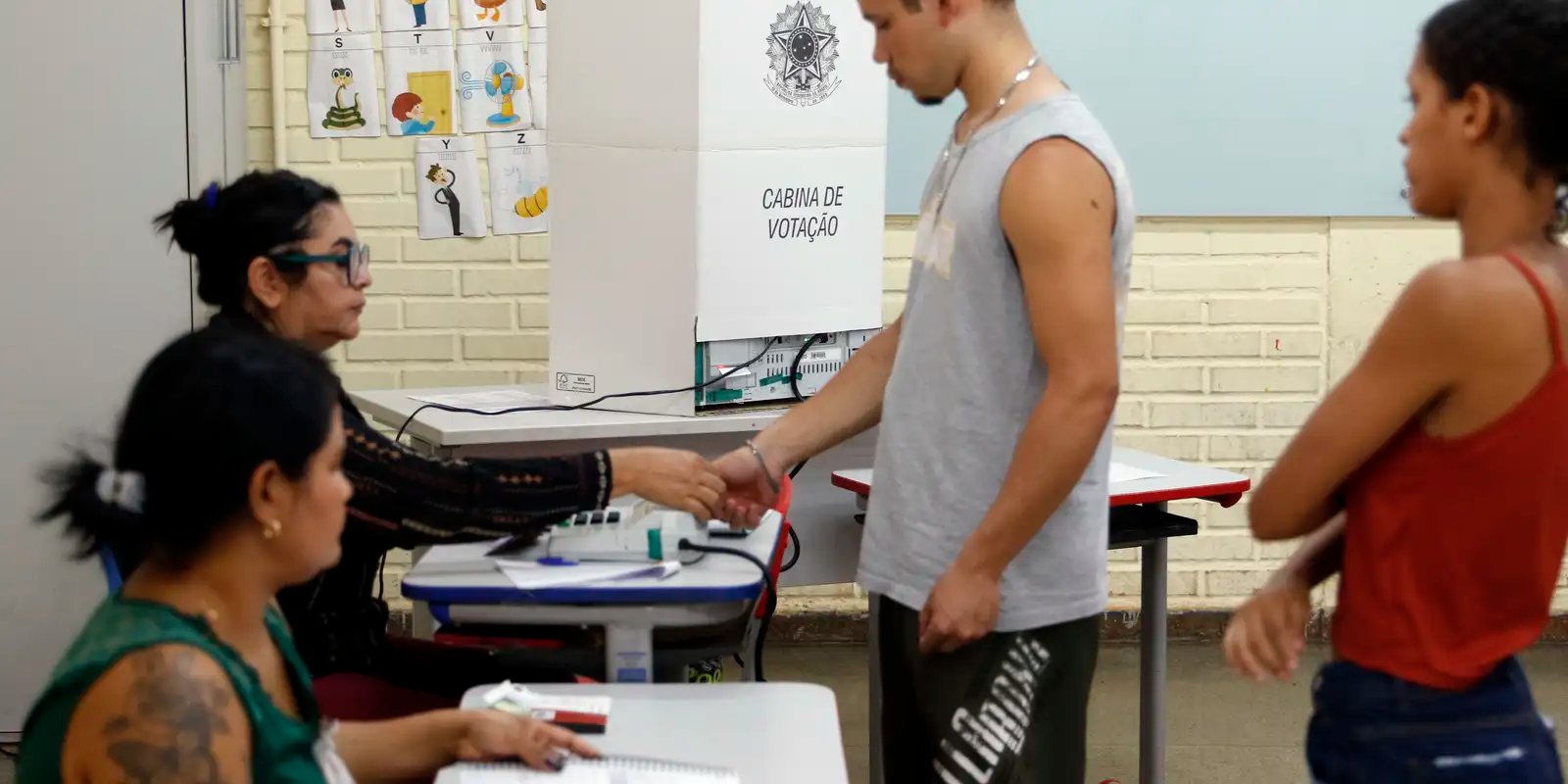 Impactos do Envelhecimento Populacional no Eleitorado Jovem Brasileiro
