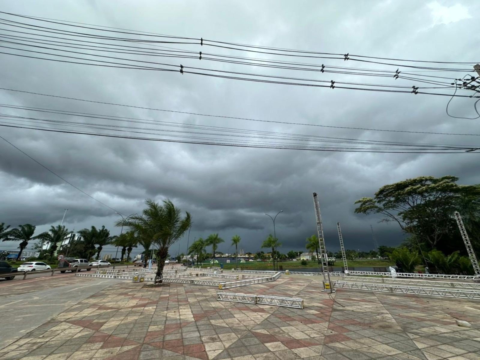 Alertas de Chuvas Intensas em Rio Branco e 17 Cidades do Acre