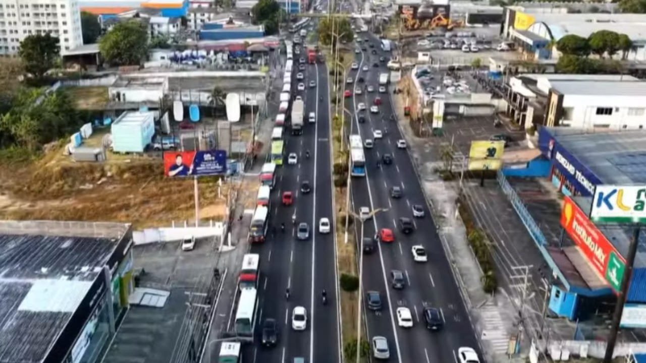 Paralisação nas Rotas do Distrito Industrial de Manaus: Trabalhadores Rejeitam Reajuste e Mobilizam a Cidade