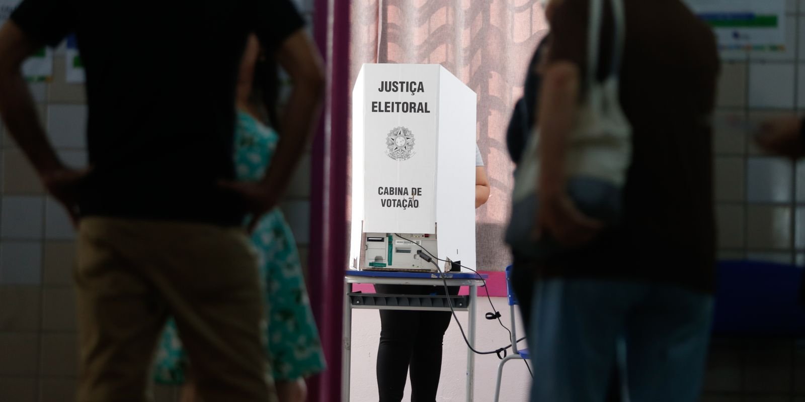 TSE Registra Mais de Mil Denúncias de Irregularidades em Início de Campanha Eleitoral
