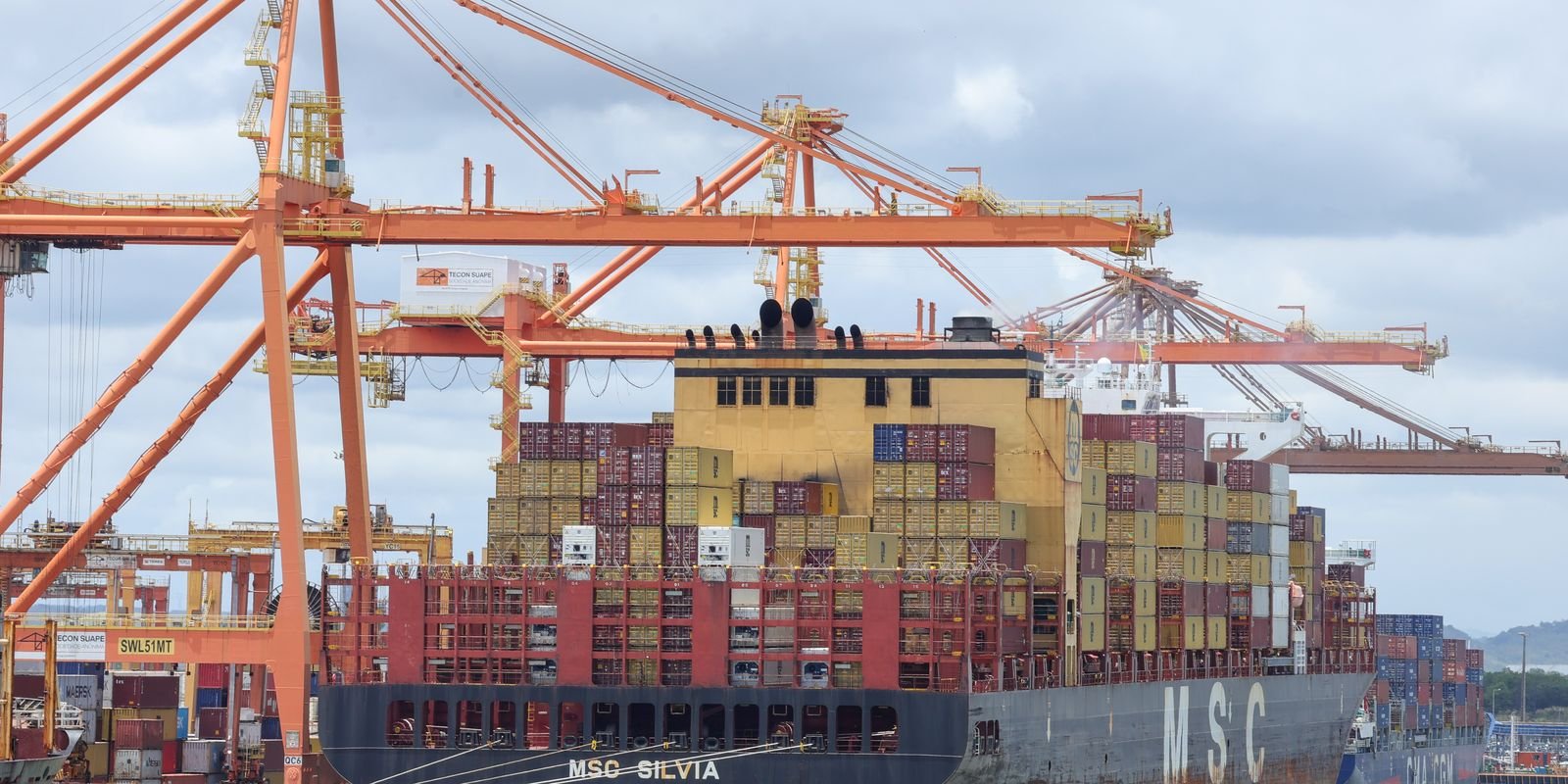 Superávit de US$ 7 Bilhões na Balança Comercial de Julho