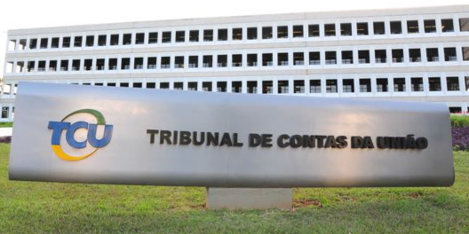 TCU Entrega Lista de Gestores com Contas Irregulares à Justiça Eleitoral