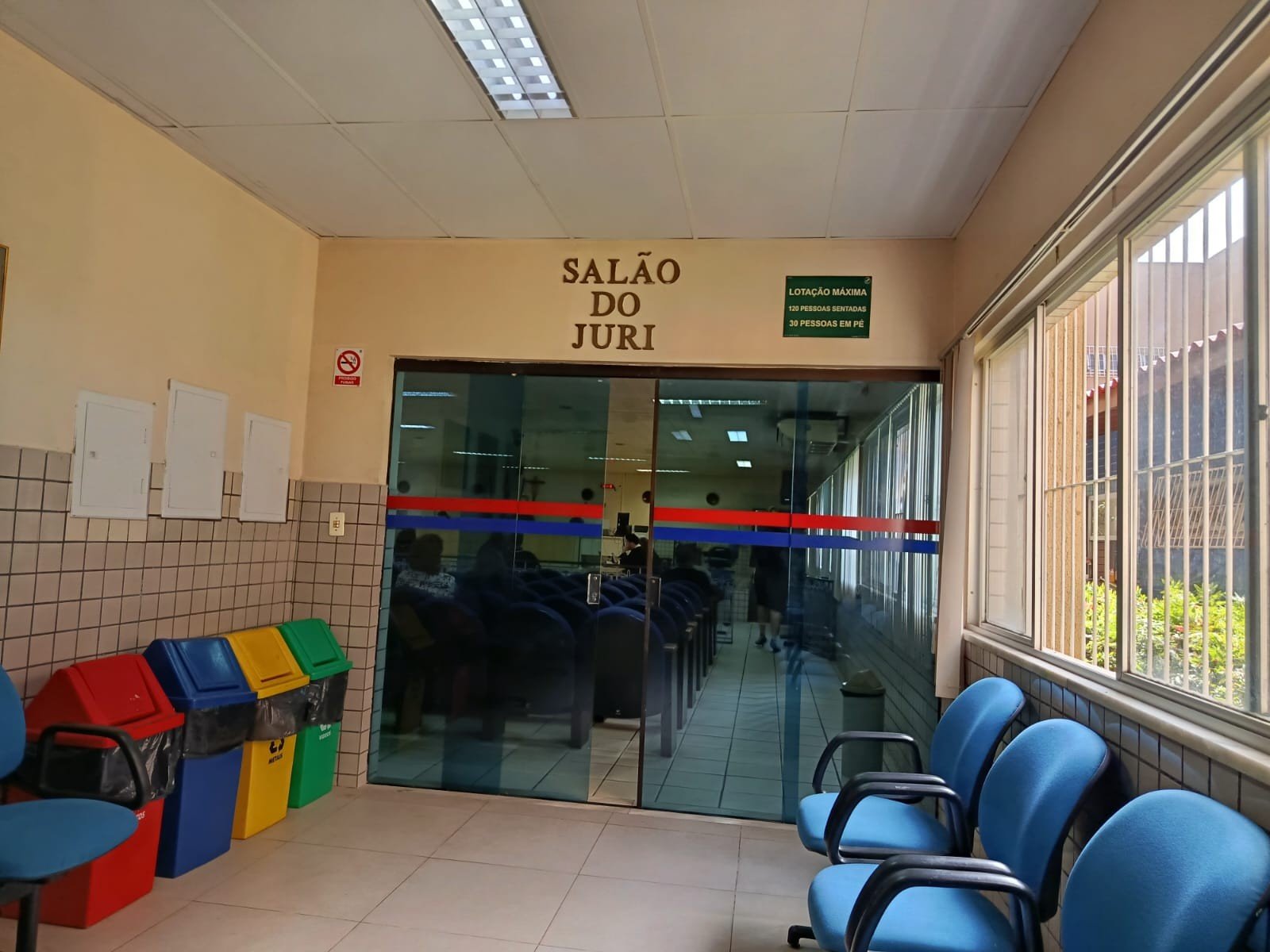 Cinco Réus Enfrentam Júri por Tentativa de Homicídio Contra Policial Civil em Santarém