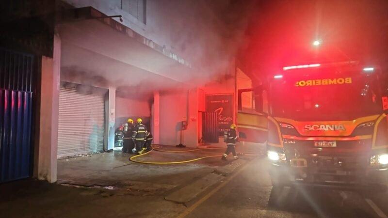 Incêndio em Depósito Comercial no Centro de Santarém: Causas e Consequências
