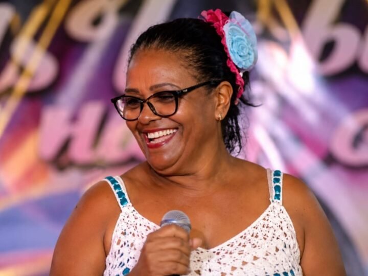 Luto e Homenagem Marcam o Festival Folclórico de Santarém Após Falecimento de Dona Bebel