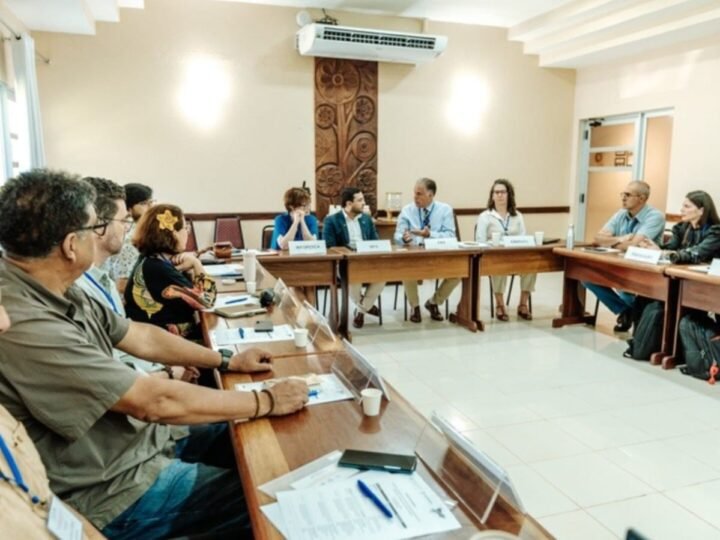 Ministro da Pesca Discute Cultivo Sustentável em Alter do Chão
