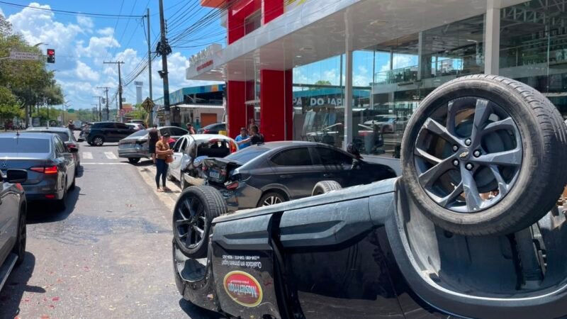 Grave Acidente na Avenida Rodrigo Otávio em Manaus Deixa Três Feridos