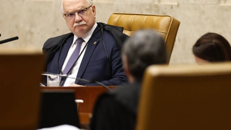 Fachin Cancela Sessão do STF em Meio a Crise Interna