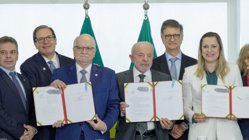 Governo Federal Sanciona Leis para Reforçar Fundos do Sistema Judiciário