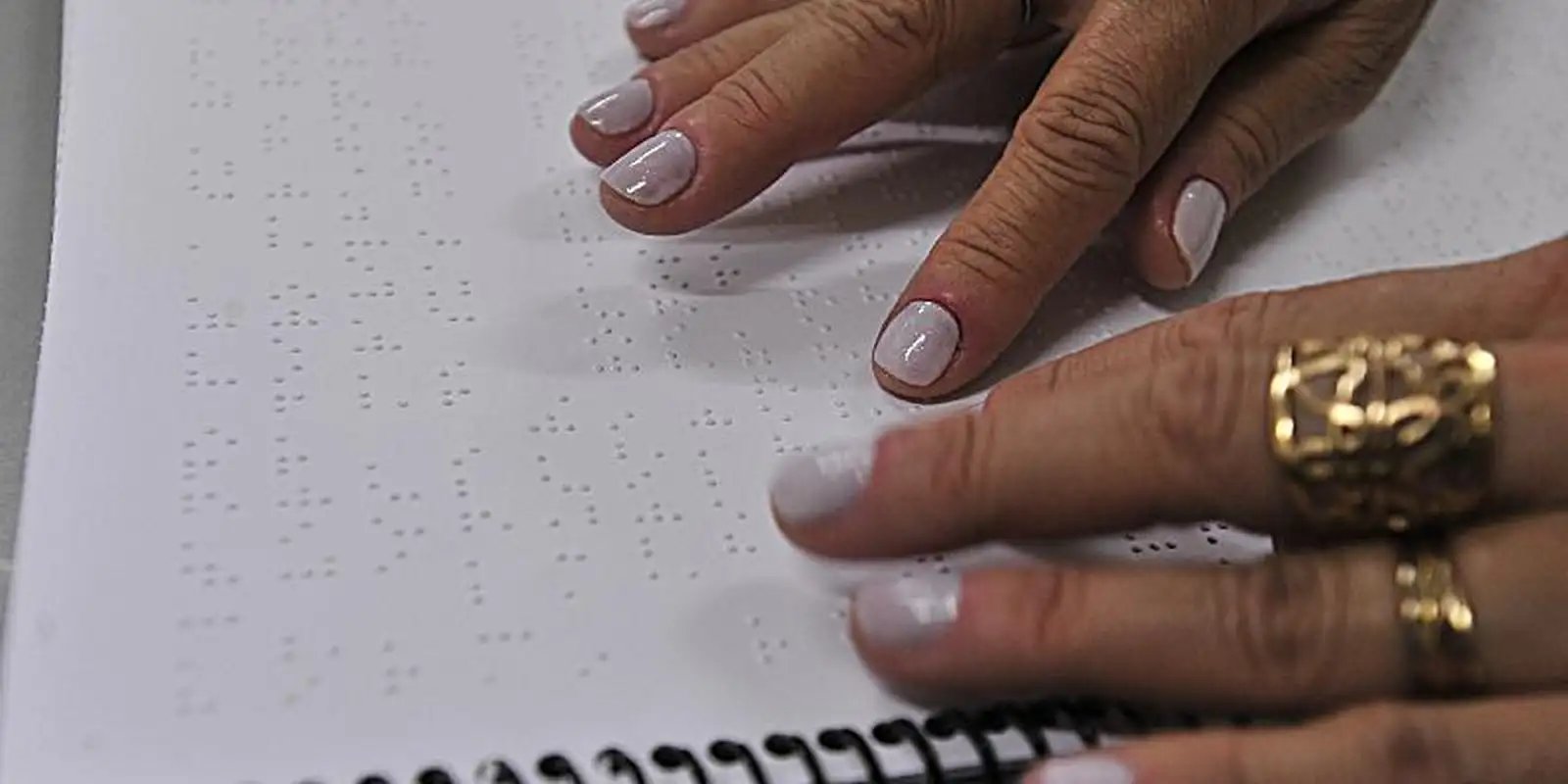 Reabilitação Visual no Brasil: Desafios e Inovações Tecnológicas