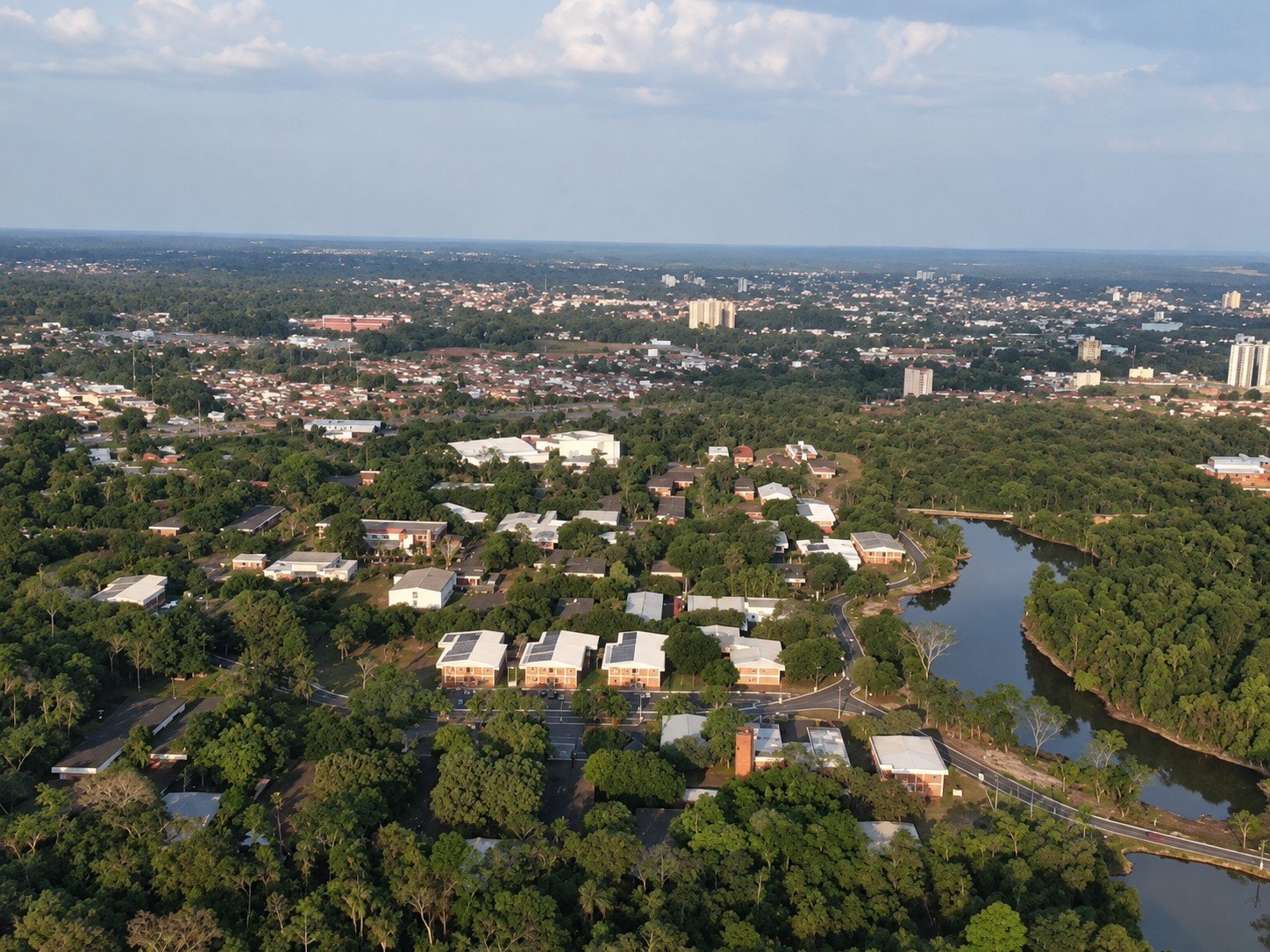 Parque Zoobotânico de Rio Branco: Um Laboratório Vivo em Meio à Capital