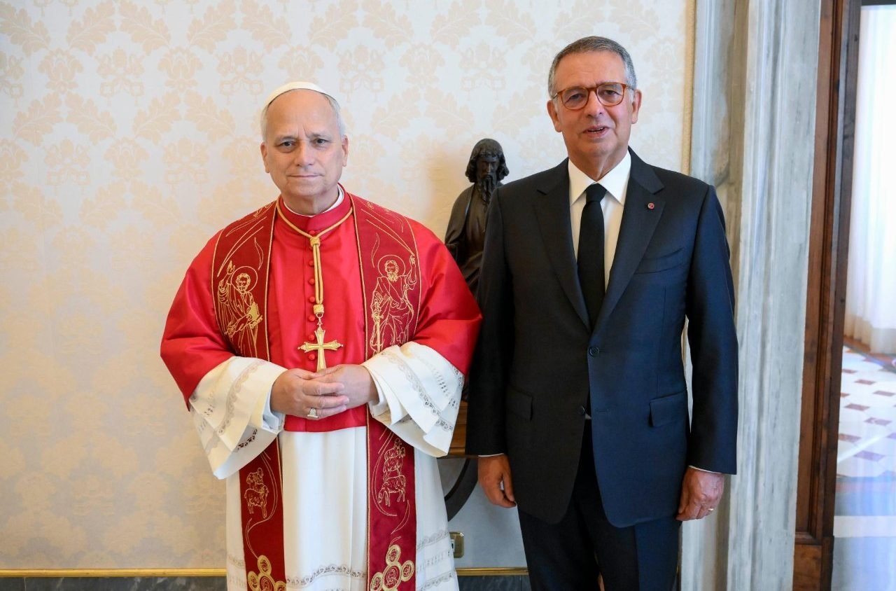 Encontro entre Papa e Presidente de Portugal: Diálogo sobre Paz e Relações Bilaterais