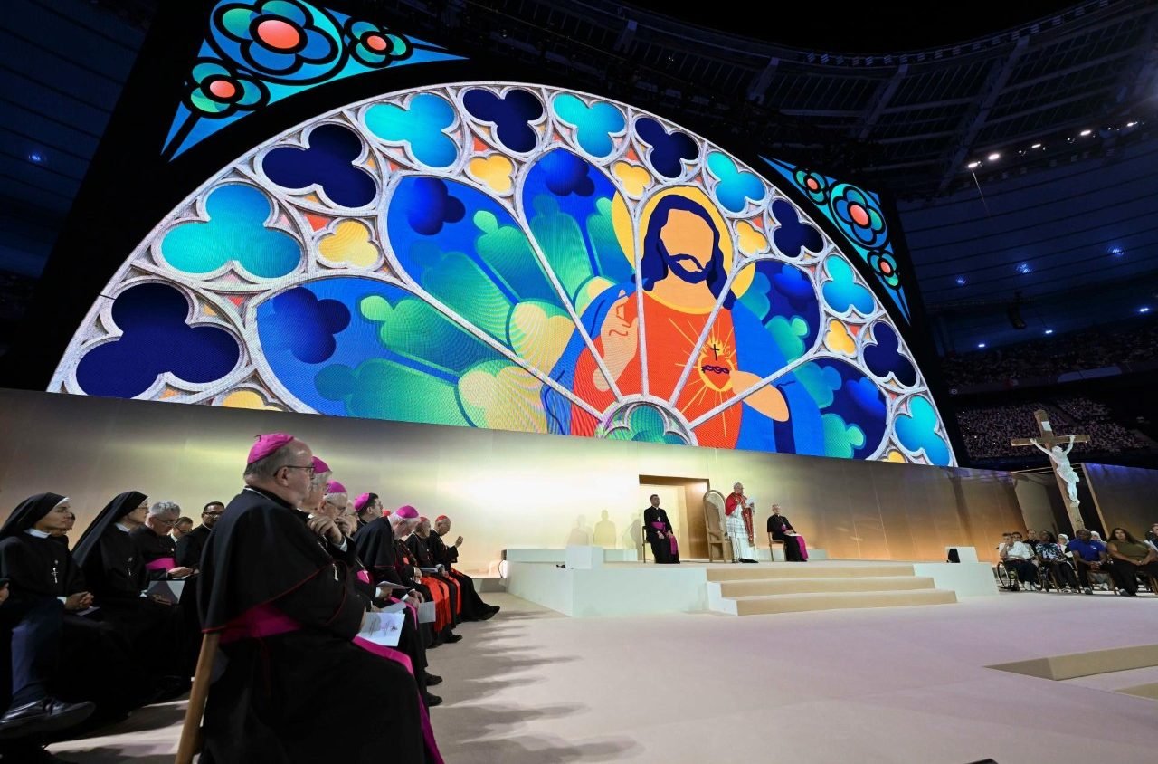 A Noite de Oração e Celebração com o Papa Leão: Um Encontro de Fé e Alegria