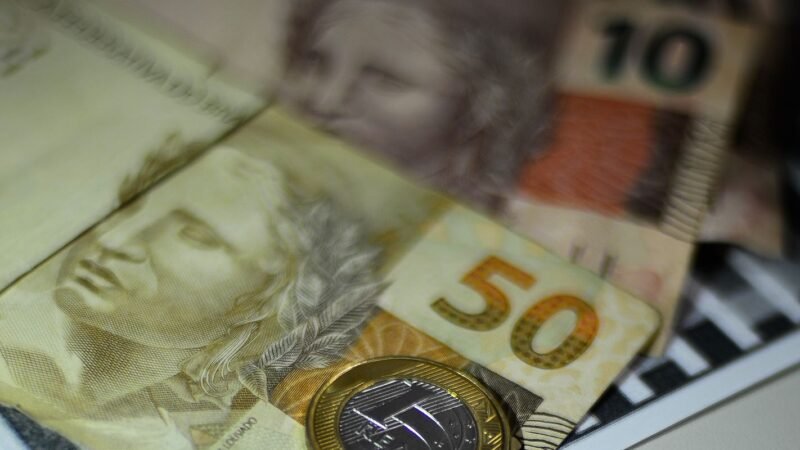 Desempenho do IBC-BR em Julho: Queda Mensal e Crescimento Anual
