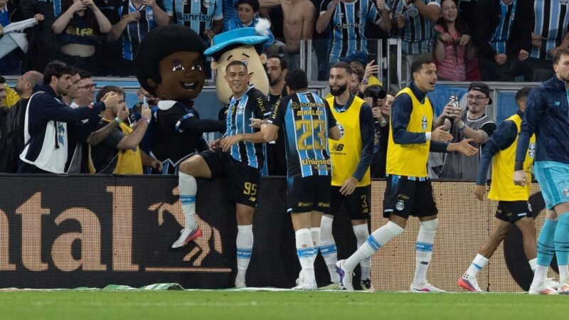 Grêmio Avança na Copa do Brasil e Reverte Crise com Vitória sobre o Internacional