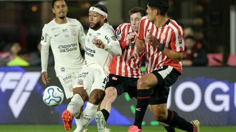 Corinthians enfrenta desafio, empata com Estudiantes e avança rumo à semifinal da Libertadores