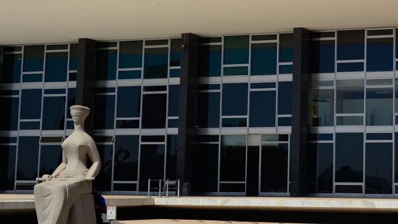 STF Decide Afastar Diretor-Geral da PF em Caso Controverso