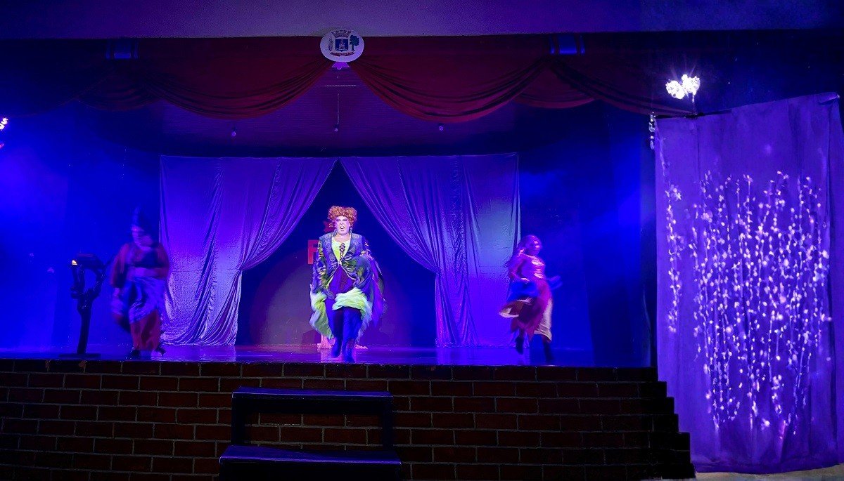 Nova Temporada do Espetáculo ‘Abracadabra’ Encanta Santarém com Música e Nostalgia