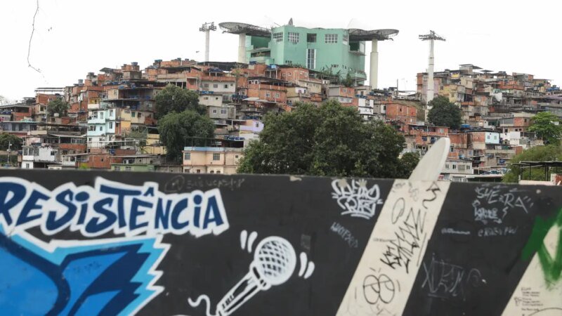 Educação e Emprego: Prioridades dos Moradores de Favelas do Rio nas Eleições
