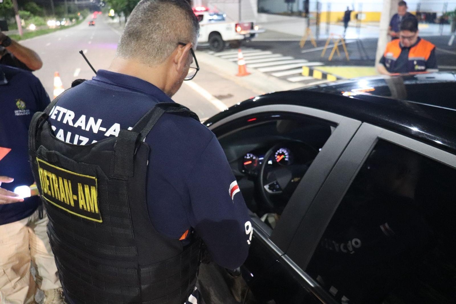 Detran-AM Implementa Nova Regra para Uso de Câmeras Corporais por Agentes de Fiscalização