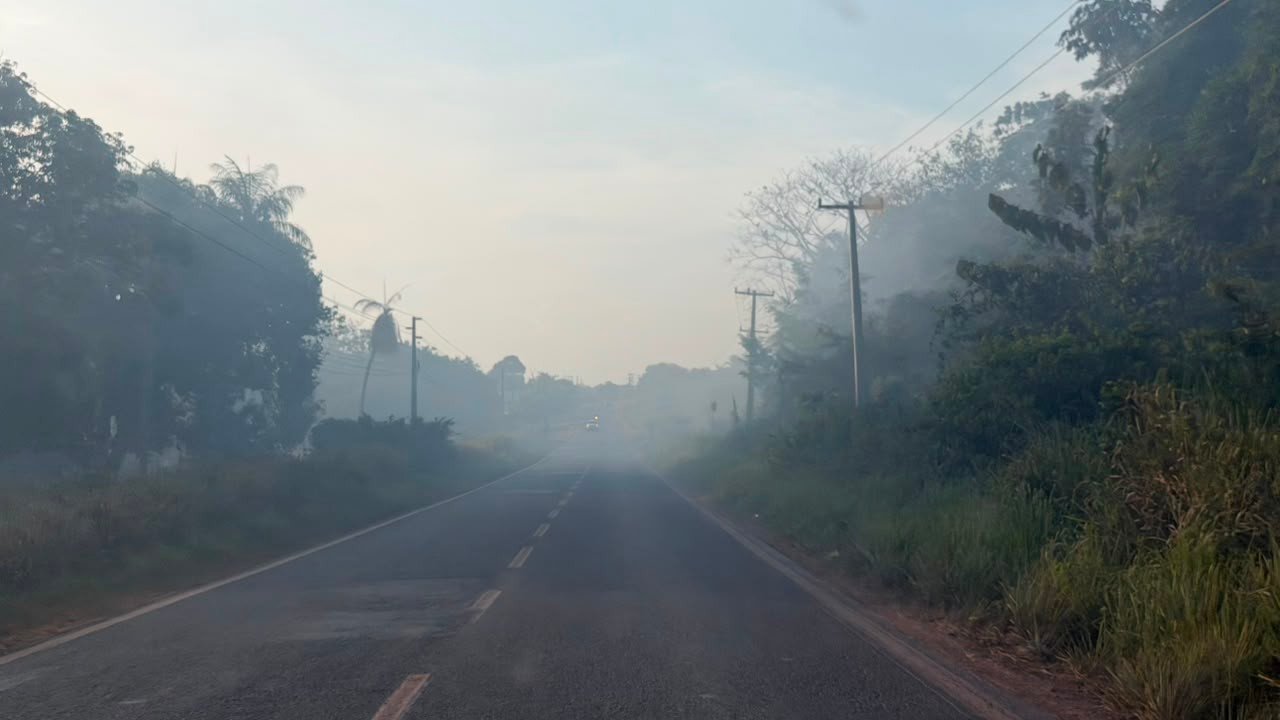 Moradores de Santarém Fecham Acesso ao Aterro do Perema em Protesto contra Incêndio e Fumaça Persistente