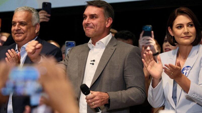 Flávio Bolsonaro Recebe Apoio de Partidos e Propõe Mudanças Constitucionais