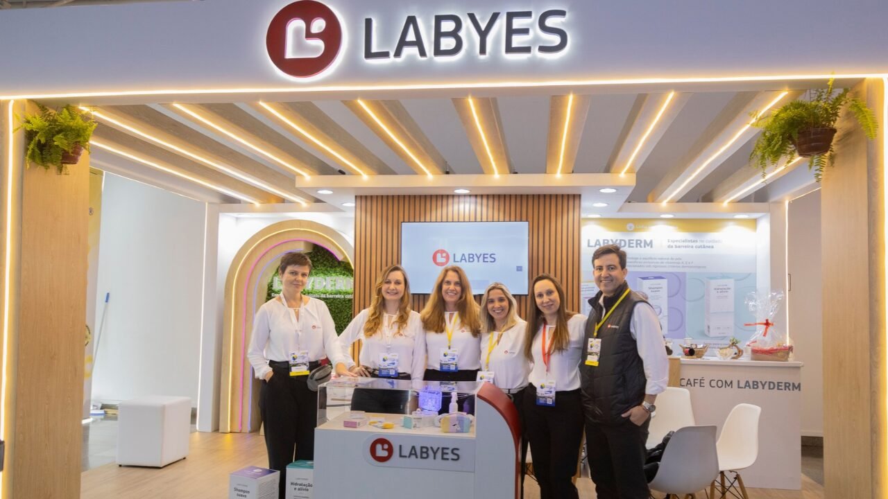Labyes Comemora o Sucesso de Labyderm em Evento de Dermatologia Veterinária