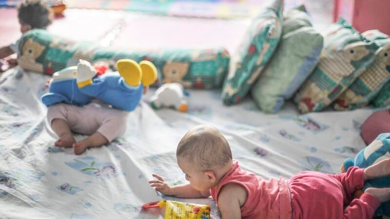 Quedas em Crianças: Mais de 330 Mil Internações no Brasil em uma Década