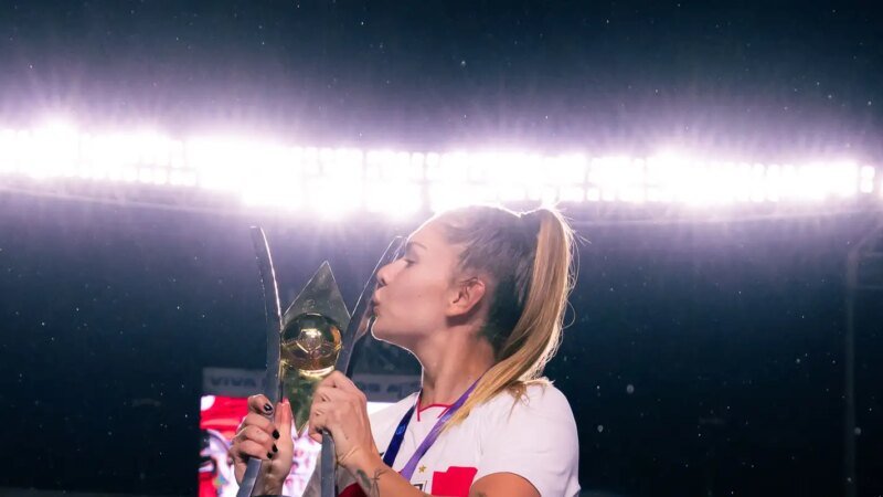 Carol Gil, Campeã do Brasileirão, Convocada para Amistosos da Seleção Brasileira