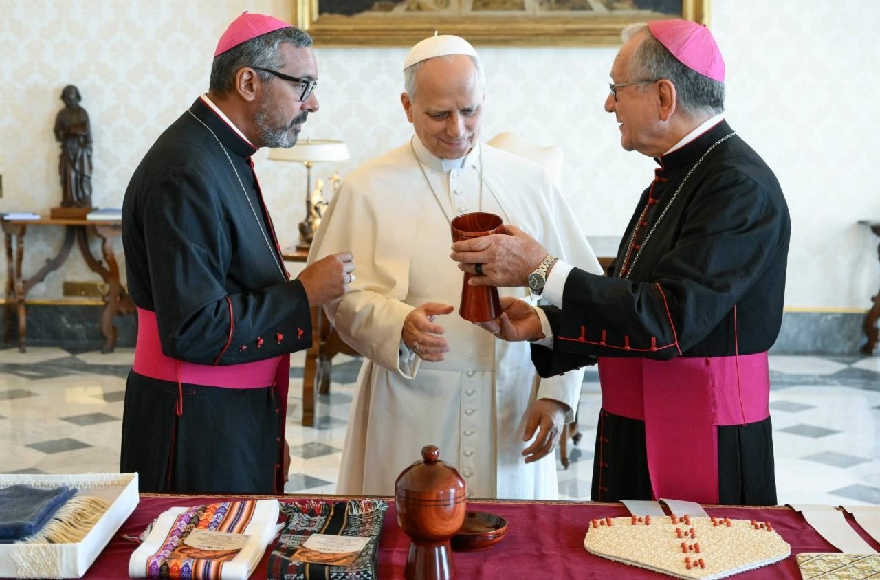 Diocese de São Gabriel da Cachoeira se Encontra com o Papa: Um Reflexo da Amazônia