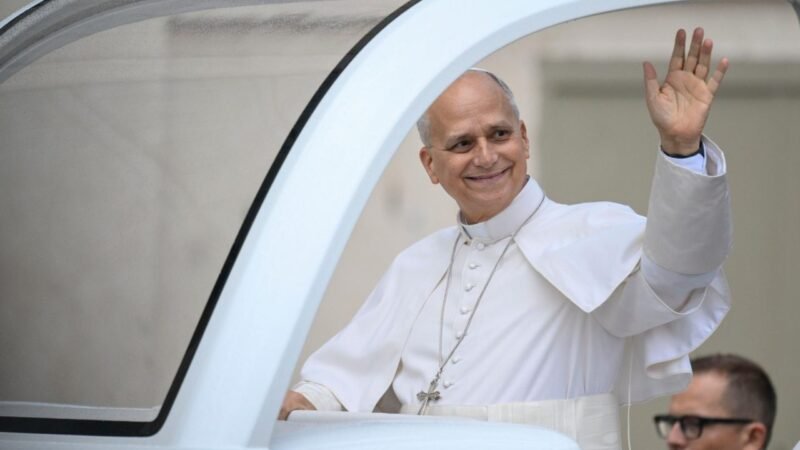 Papa Francisco Reflete sobre a Importância da Vida Familiar e Agradece aos Fiéis
