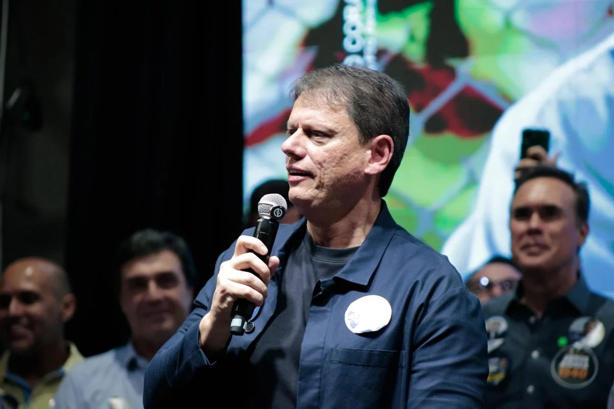 Tarcísio Prioriza Eleição de Flávio e Planeja Novo Mandato