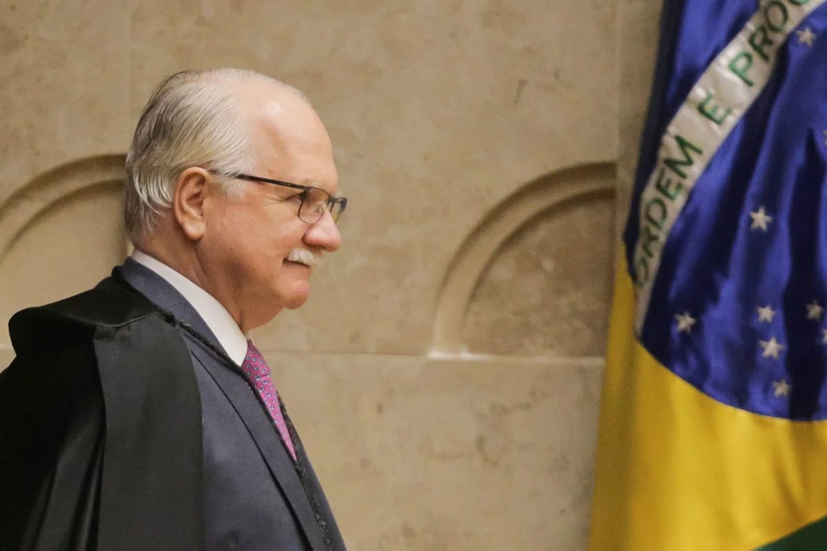 Fachin e Andrei discutem investigações sobre ministros do STF no Caso Master