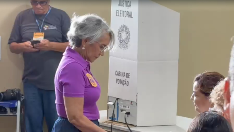 Araceli Lemos Participa do Primeiro Turno das Eleições em Belém