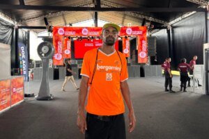 Atletas se Preparam para o Metrópoles Endurance Corrida na Esplanada dos Ministérios