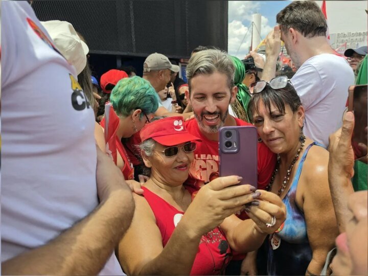 Leandro Grass Participa de Ato em Defesa de Direitos em Brasília