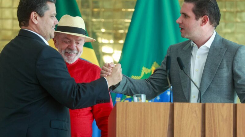 Lula é Reeleito em um País Dividido e Enfrenta Oposição no Congresso