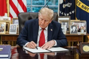 Trump Revela Planos de Exploração de Recursos Naturais na Groenlândia