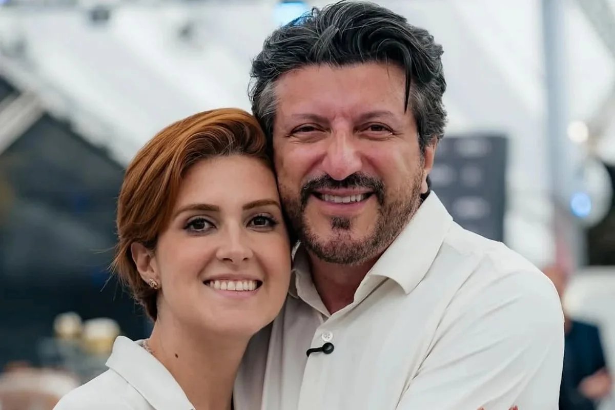 Viúva de Lito Sousa Compartilha Experiência Emocional em Sua Primeira Viagem de Avião Após a Perda